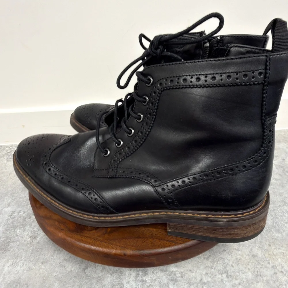 Moretti Black Leather Wingtip Boots‎